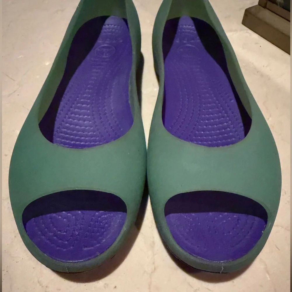 Crocs Carlie Ballet Flats Green/Purple Size 10 Women’s